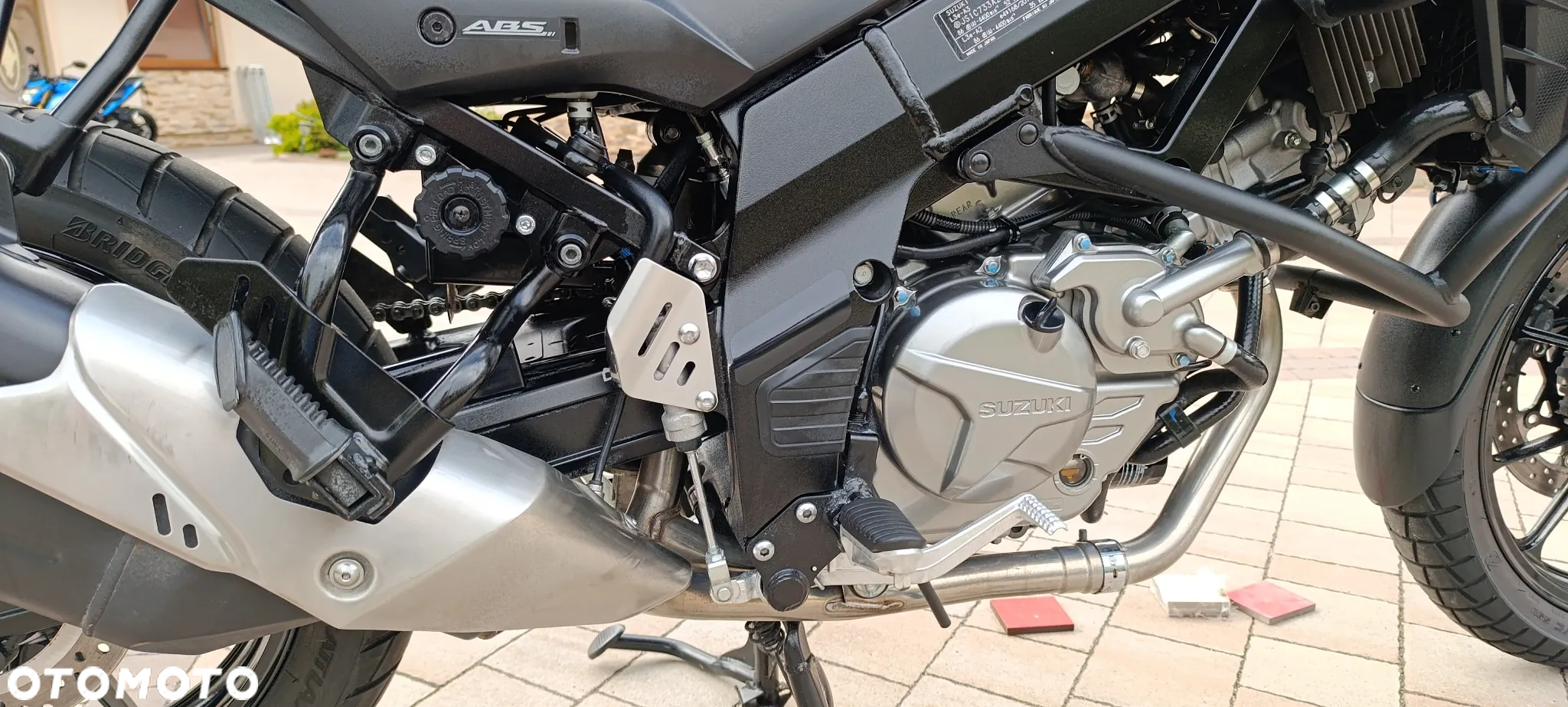 Suzuki V-STROM - 23