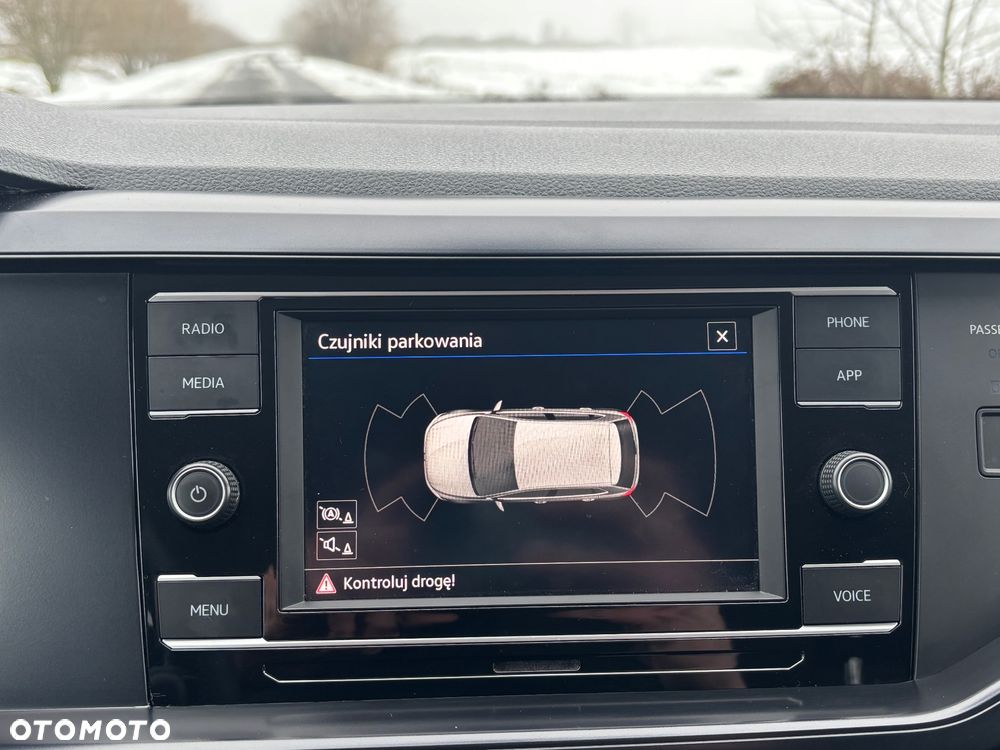 Volkswagen Polo 1.0 - 8