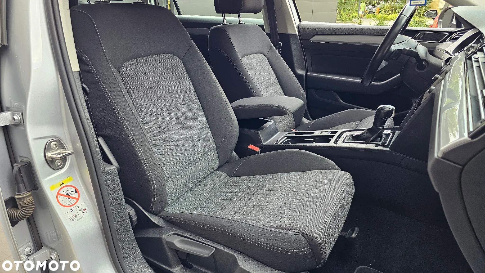 Volkswagen Passat 1.5 TSI EVO Business DSG - 14