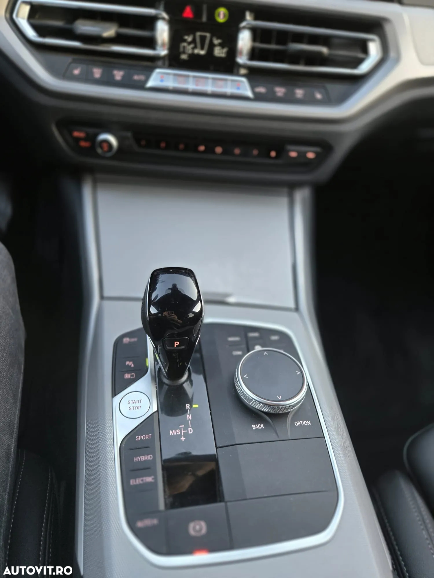 BMW Seria 3 330e xDrive AT PHEV - 28