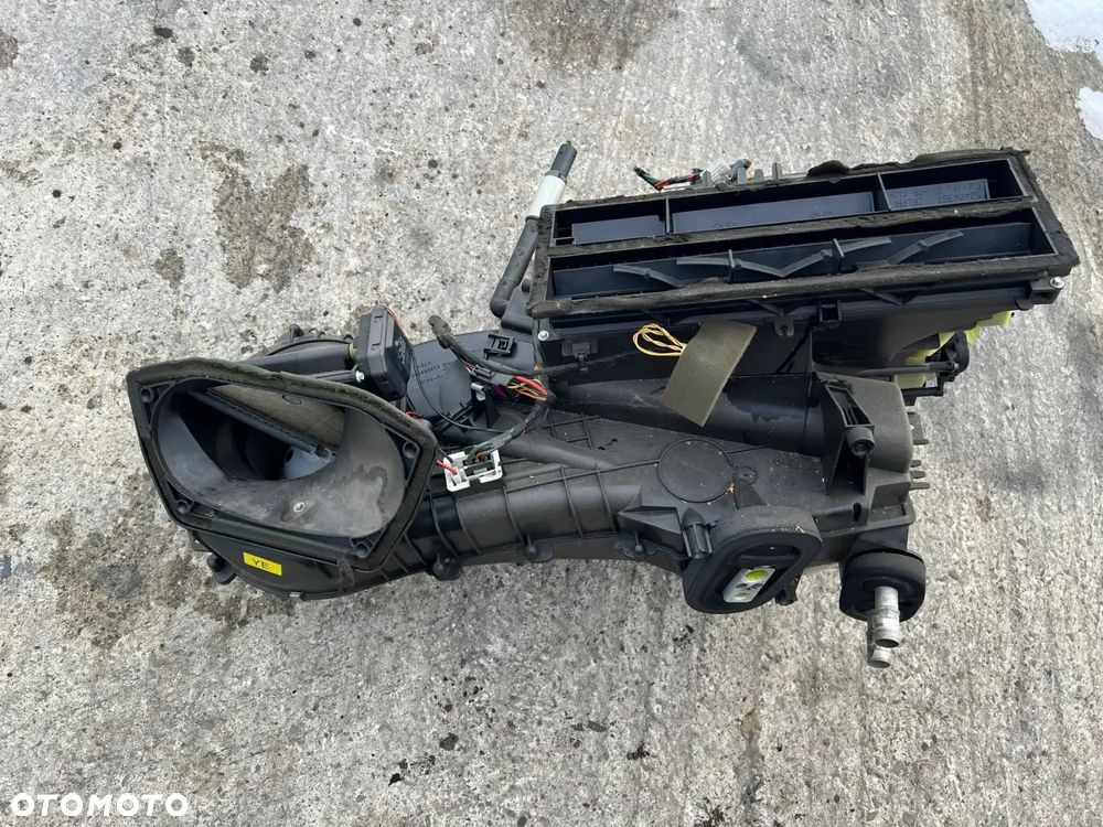 Nagrzewnica Delphi Opel Astra H III 13113819 - 3