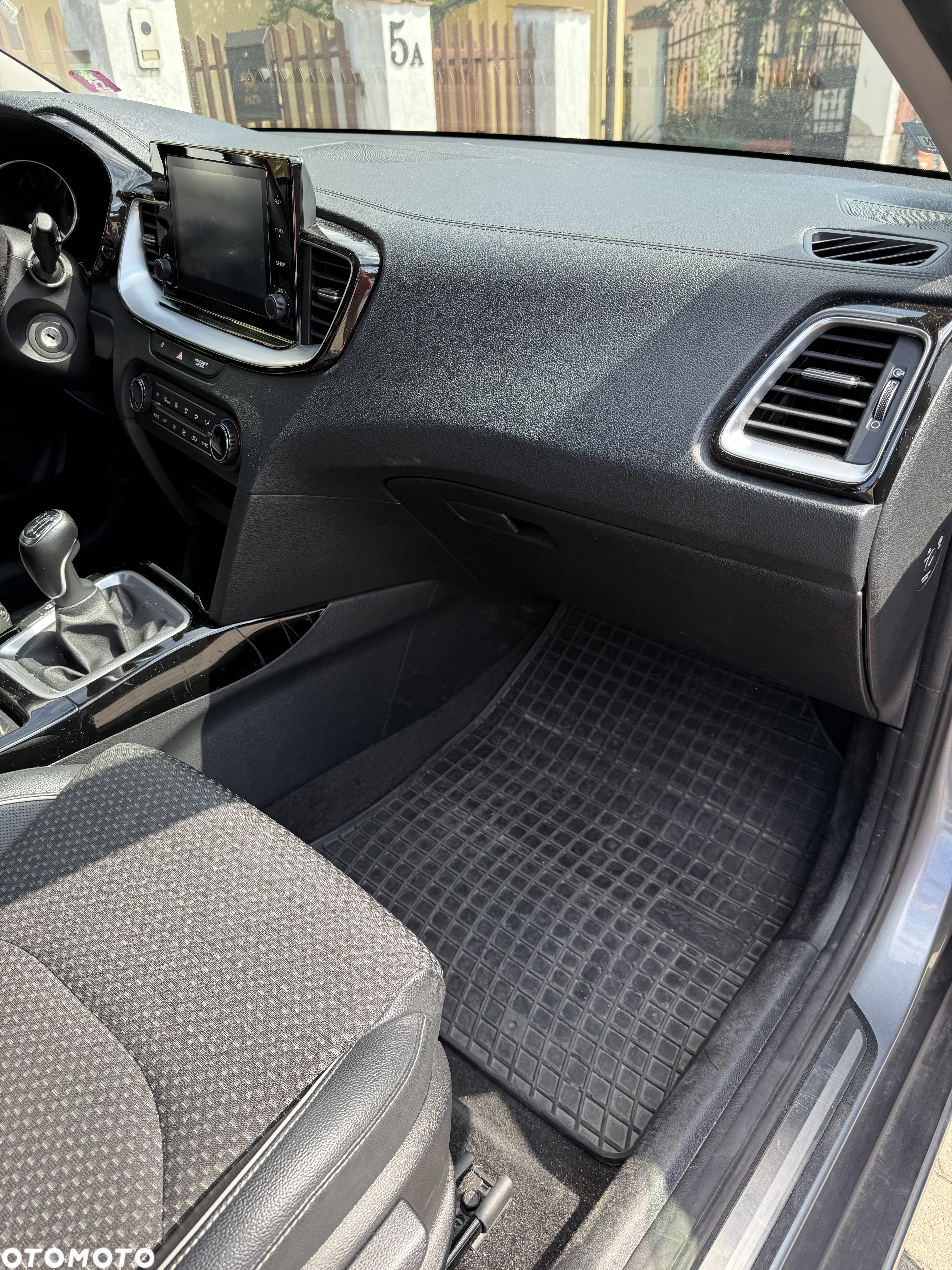 Kia XCeed 1.4 T-GDI L - 15