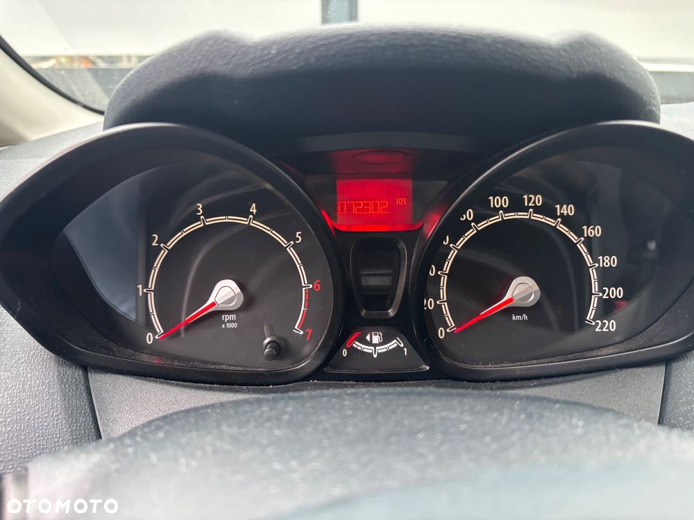 Ford Fiesta 1.4 Trend SVP - 7