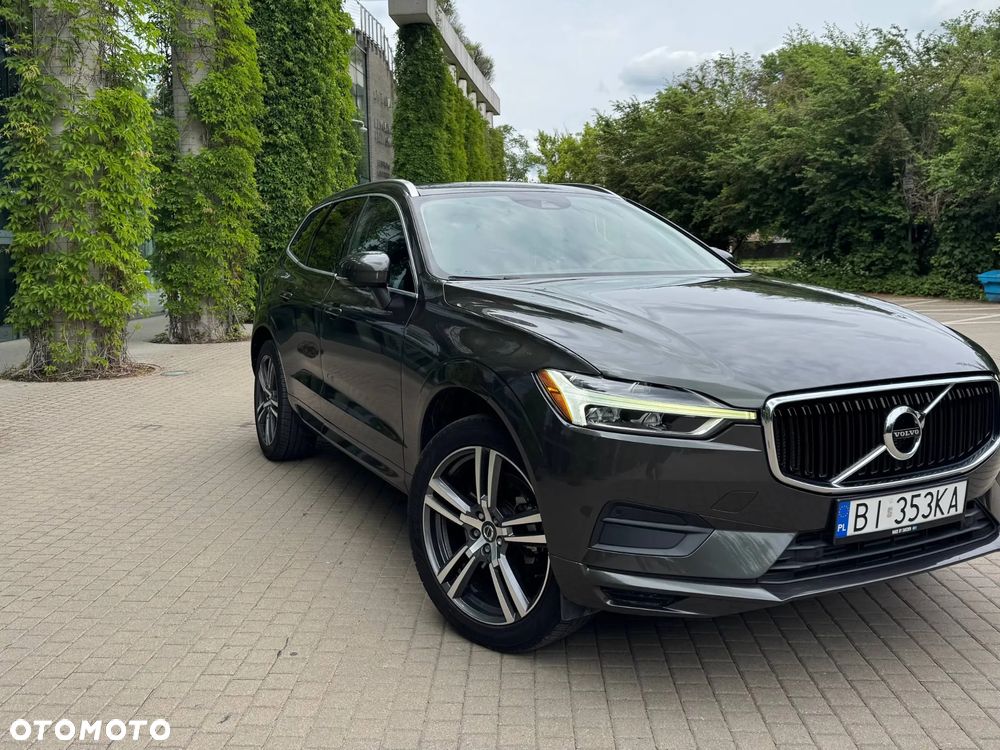Volvo XC 60 T5 Momentum Pro - 2