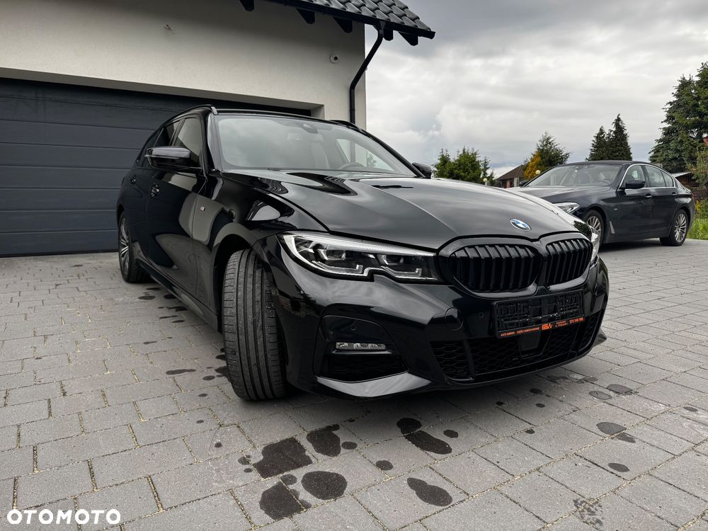 BMW Seria 3 330e xDrive M Sport - 14