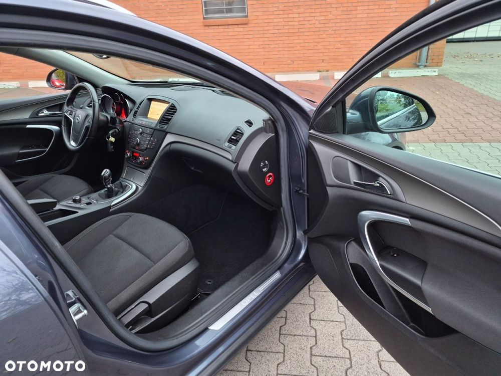 Opel Insignia - 28