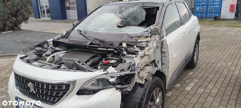 Peugeot 3008 1.2 PureTech Active S&S - 6