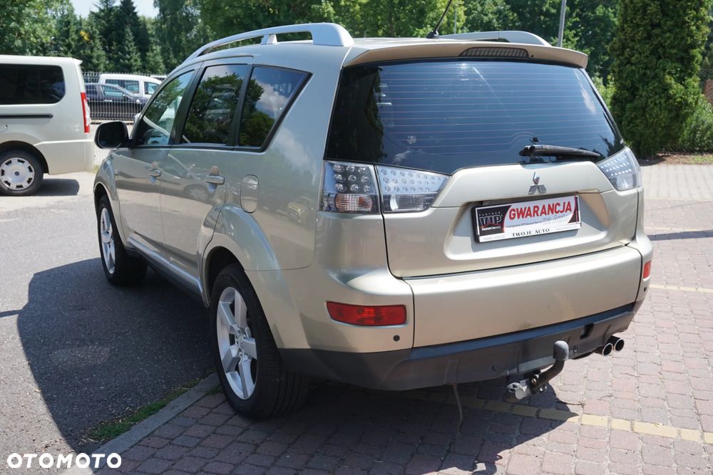 Mitsubishi Outlander 2.0 DID Instyle - 6