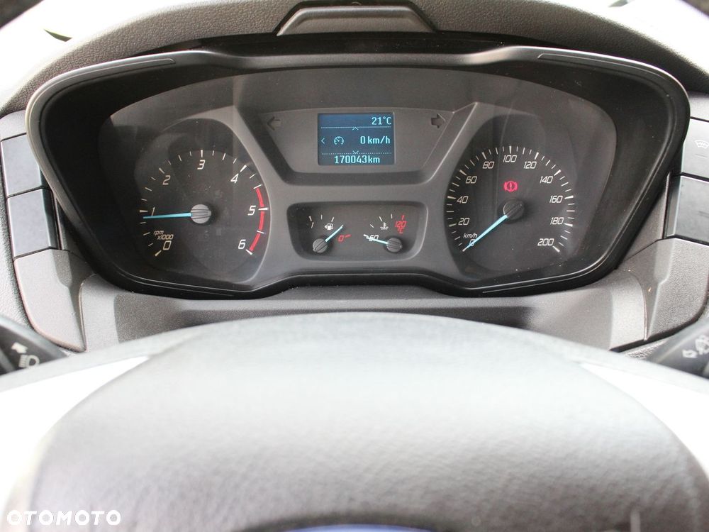 Ford Transit - 13