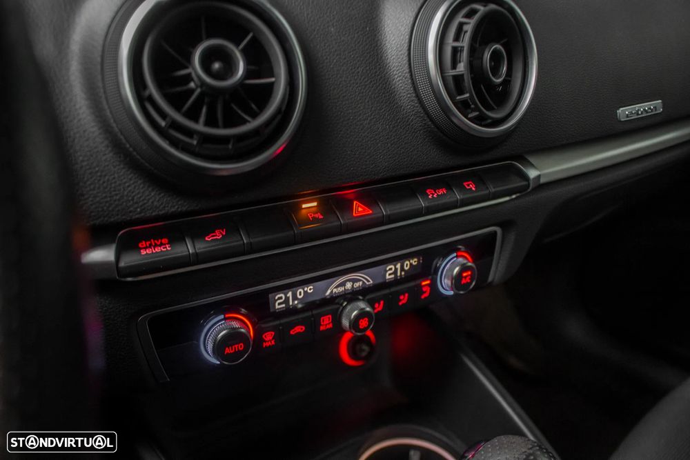 Audi A3 Sportback e-tron 1.4 TFSI S-line S tronic - 22