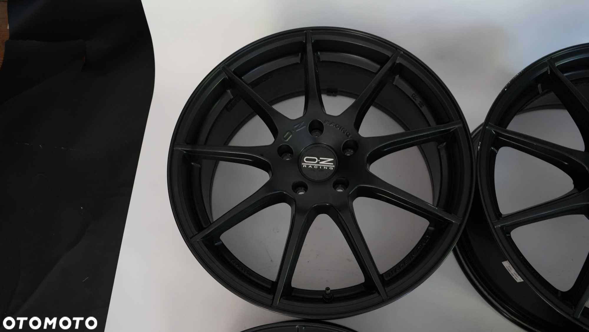 Felgi aluminiowe OZ Racing Omnia R18 5x112 ET45 8J - 7