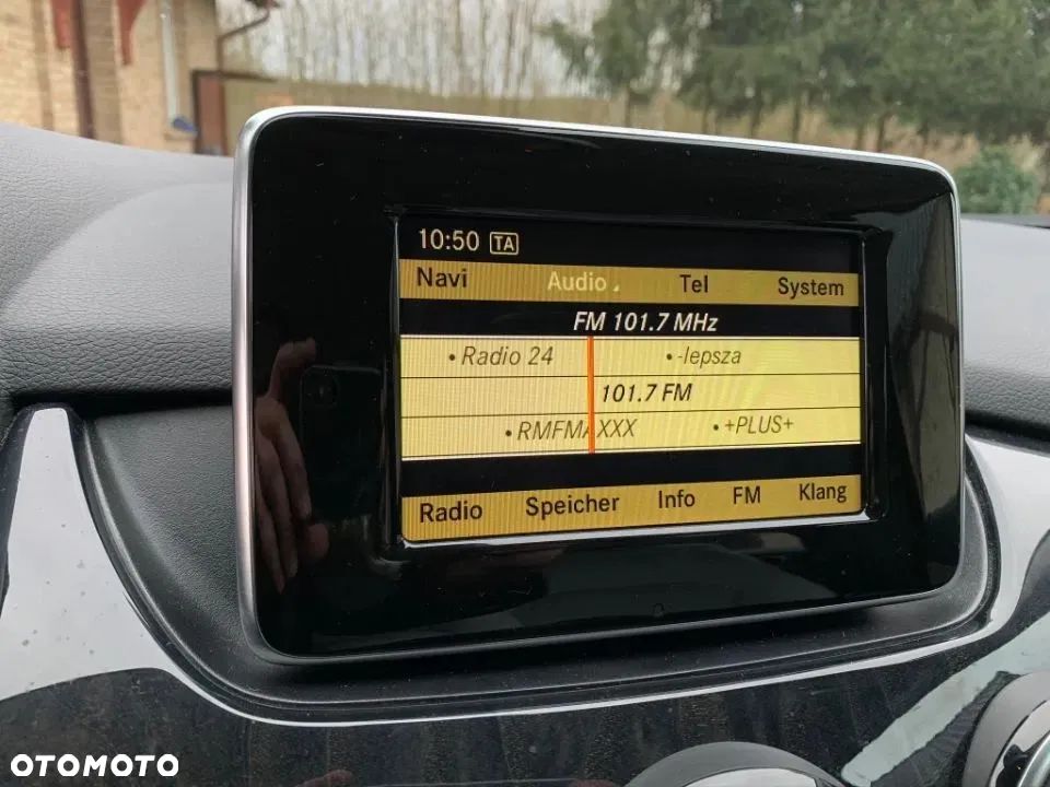 Mercedes-Benz Klasa B 180 - 24