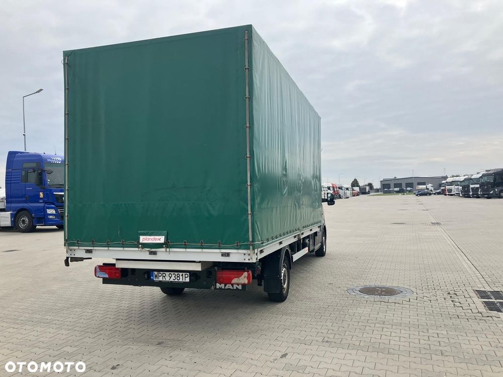 MAN TGE 3.180 4x2 - 4