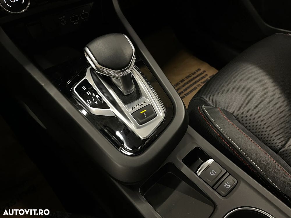 Renault Arkana E-TECH RS Line - 28