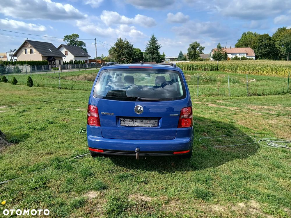 Volkswagen Touran 1.9 TDI Conceptline - 3