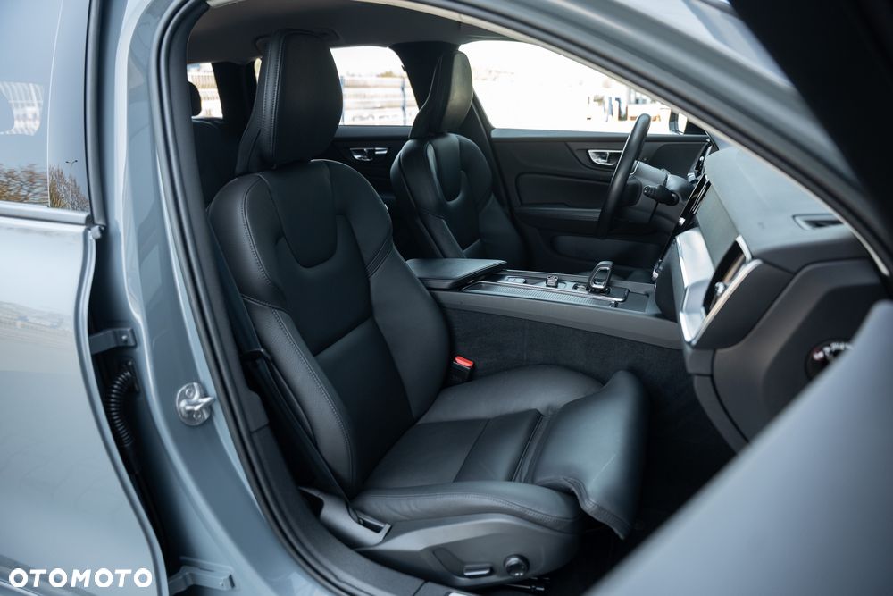 Volvo V60 B3 B Geartronic RDesign - 25