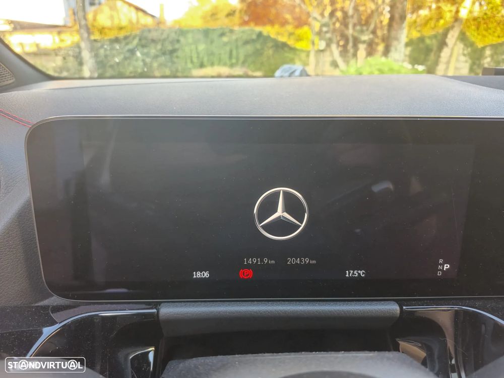 Mercedes-Benz EQA 350 4Matic AMG Line - 14