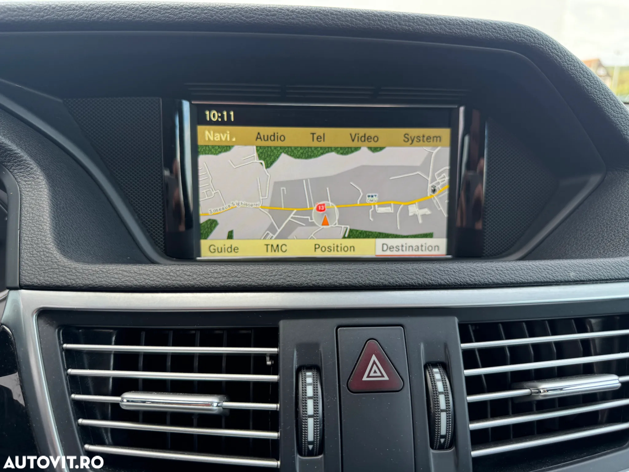 Mercedes-Benz E 350 CDI DPF BlueEFFICIENCY 7G-TRONIC Avantgarde - 13