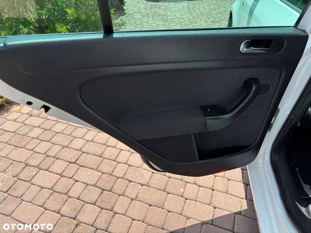 Volkswagen Golf Plus 2.0 TDI DPF DSG MATCH - 19
