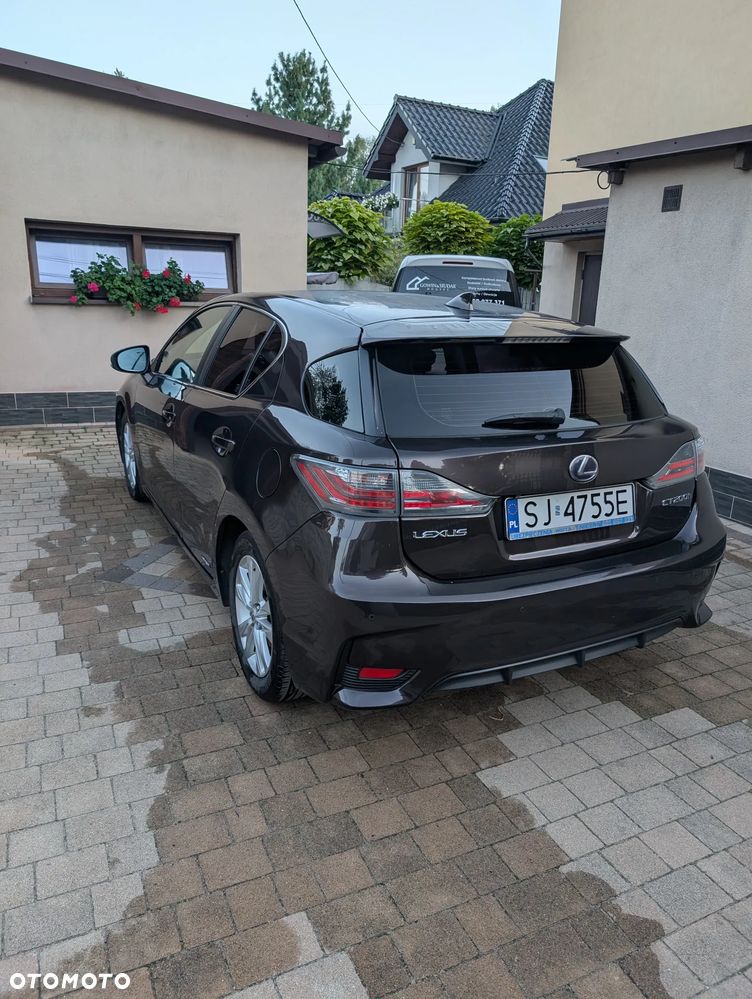 Lexus Ct 200H 2015 photo 4