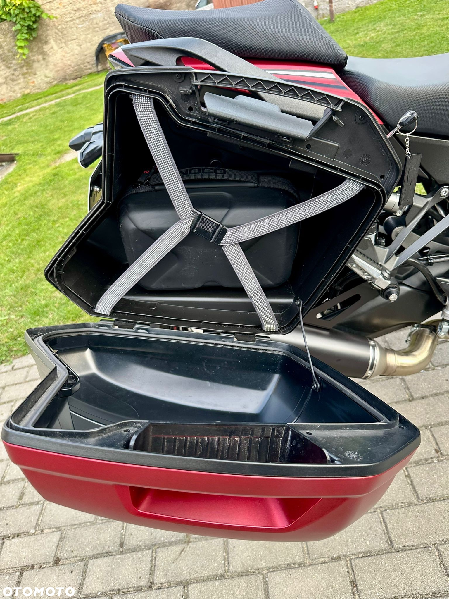Kawasaki Ninja 1000 SX - 22