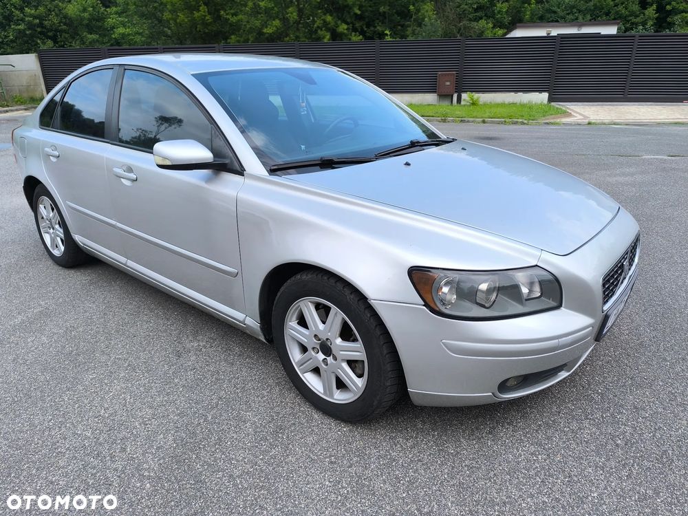 Volvo S40 - 1
