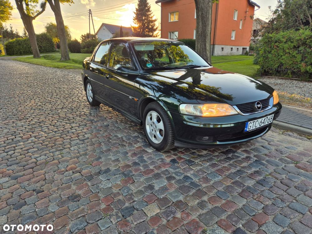 Opel Vectra 1.6 GL - 2