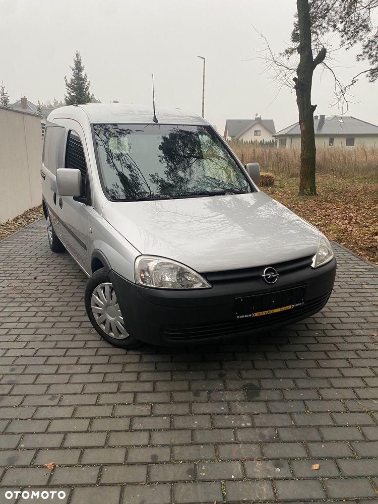 Opel Combo - 1