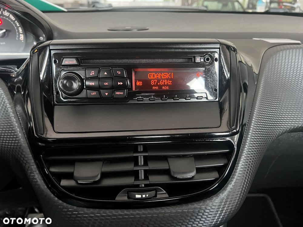 Peugeot 2008 PureTech 82 Allure - 31