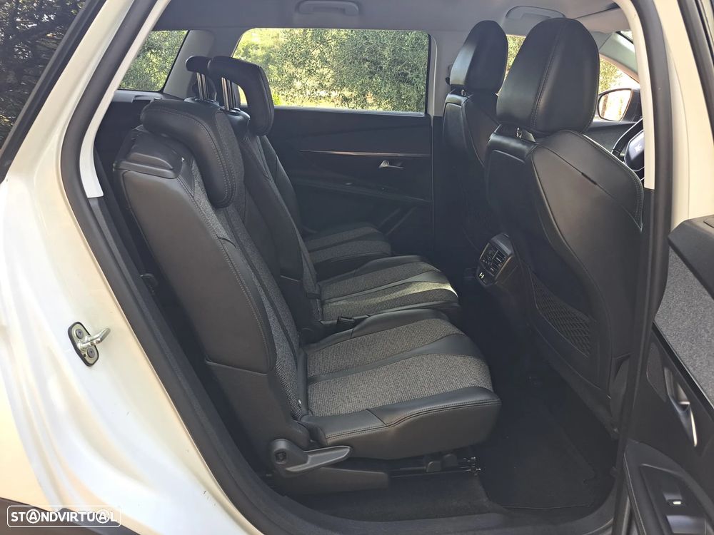 Peugeot 5008 BlueHDI 130 EAT8 Allure - 36