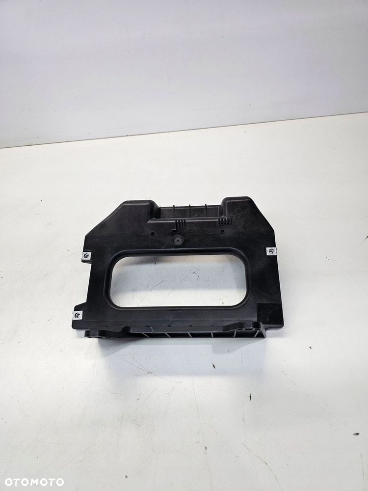 UCHWYT MOCOWANIE WZMACNIACZA AUDI A4 B8 A5 8T 4F0907101A - 1