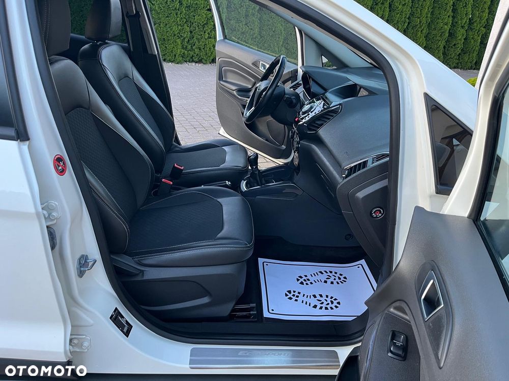 Ford EcoSport - 10