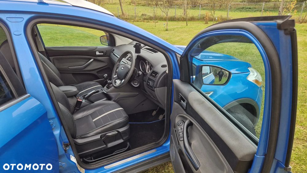 Ford Kuga 2.0 TDCi Titanium - 6