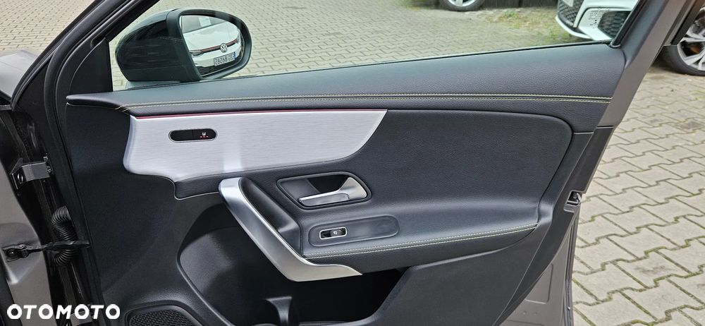 Mercedes-Benz Klasa A 200 d 8G-DCT Edition 19 - 15