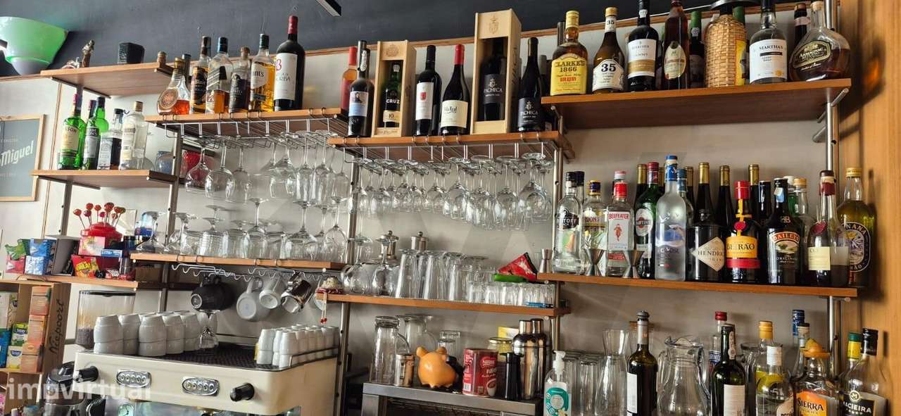 Trespasse – Coffee Bar “Araponga Porto” | Porto - Grande imagem: 3/11