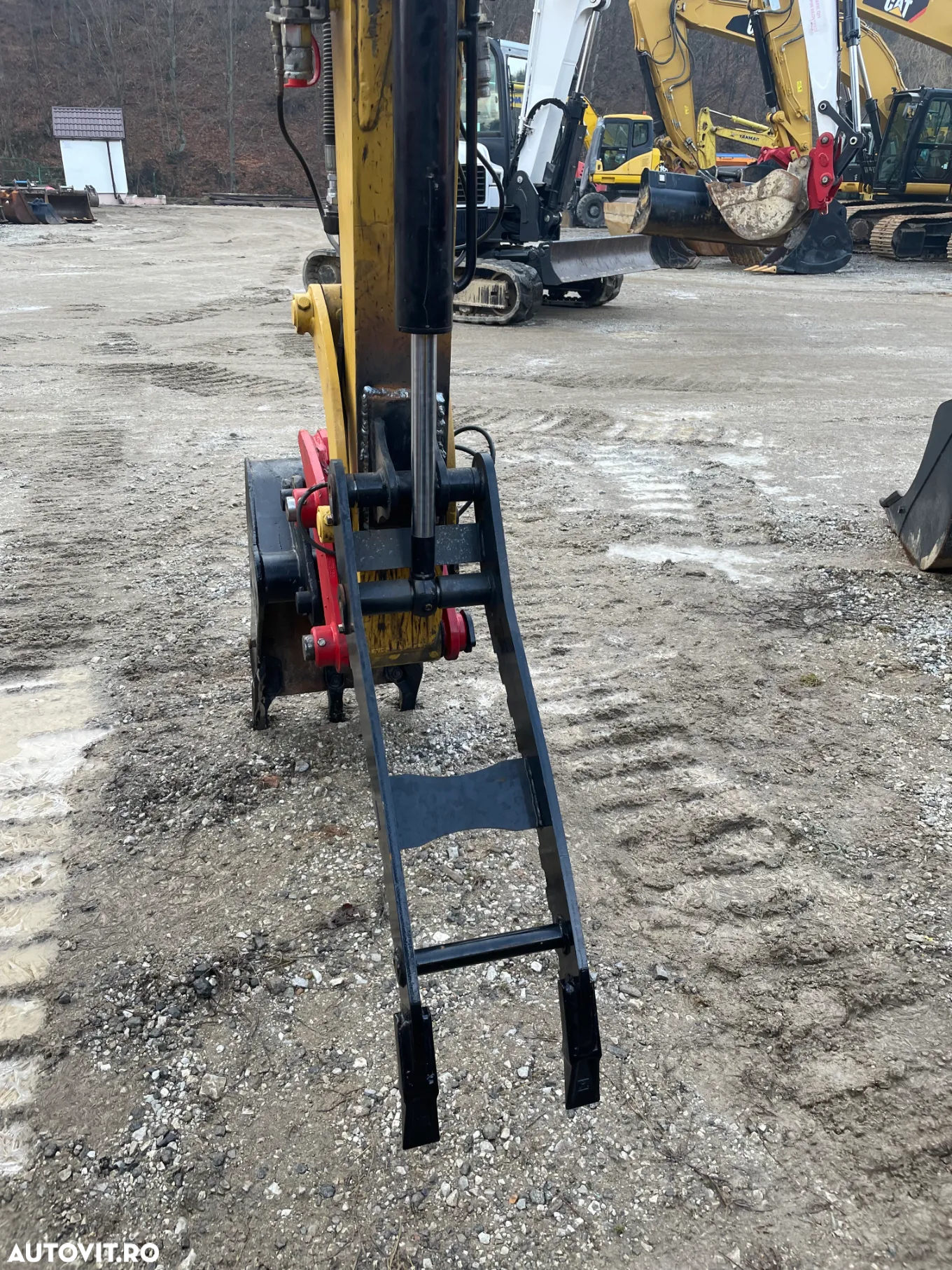 Atașamente deget hidraulic pentru excavatoare de 1.5, 3 si 5 tone - 3