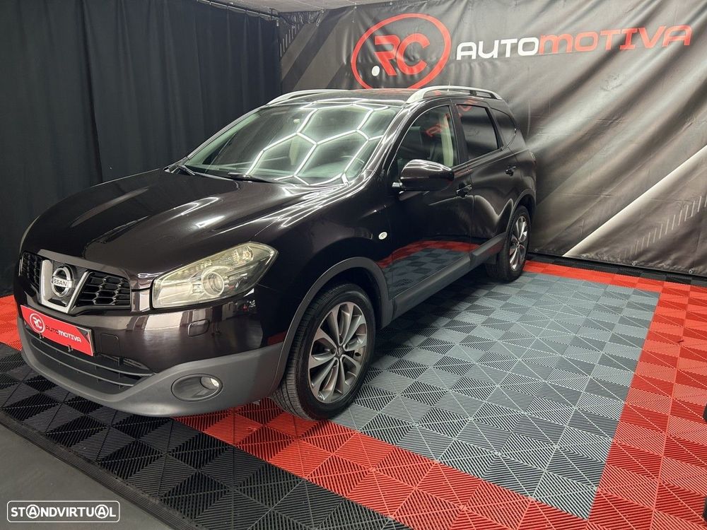 Nissan Qashqai +2 2.0 dCi Tekna Pele Preto — fotografia 3