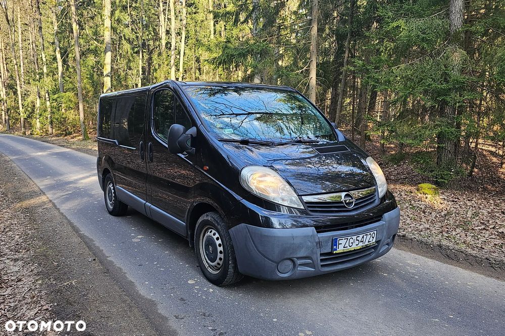 Opel Vivaro - 1