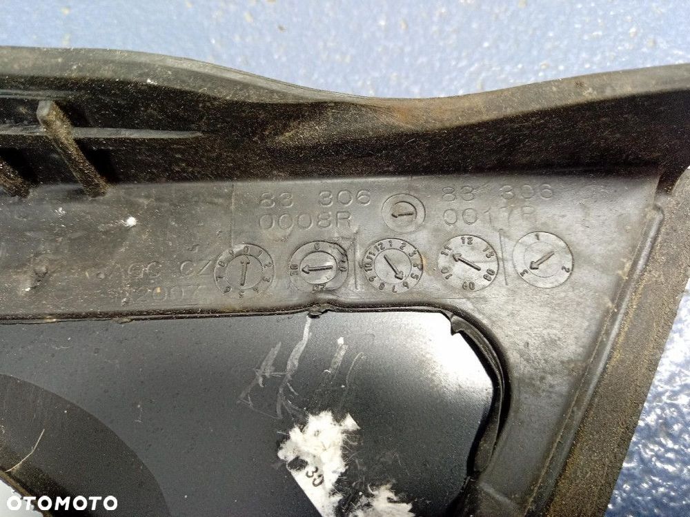 MEGANE III KOMBI SZYBA KAROSERYJNA TYŁ PRAWA 11R 833060008R - 4