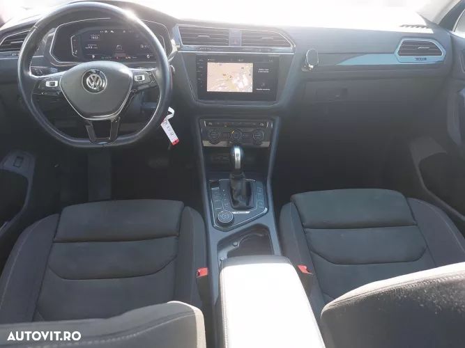 Volkswagen Tiguan 2.0 TDI 4Mot DSG Highline - 9