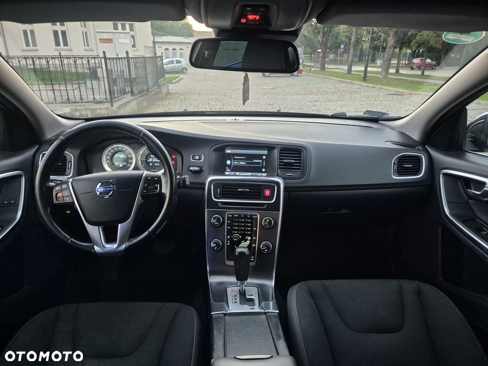 Volvo V60 - 30