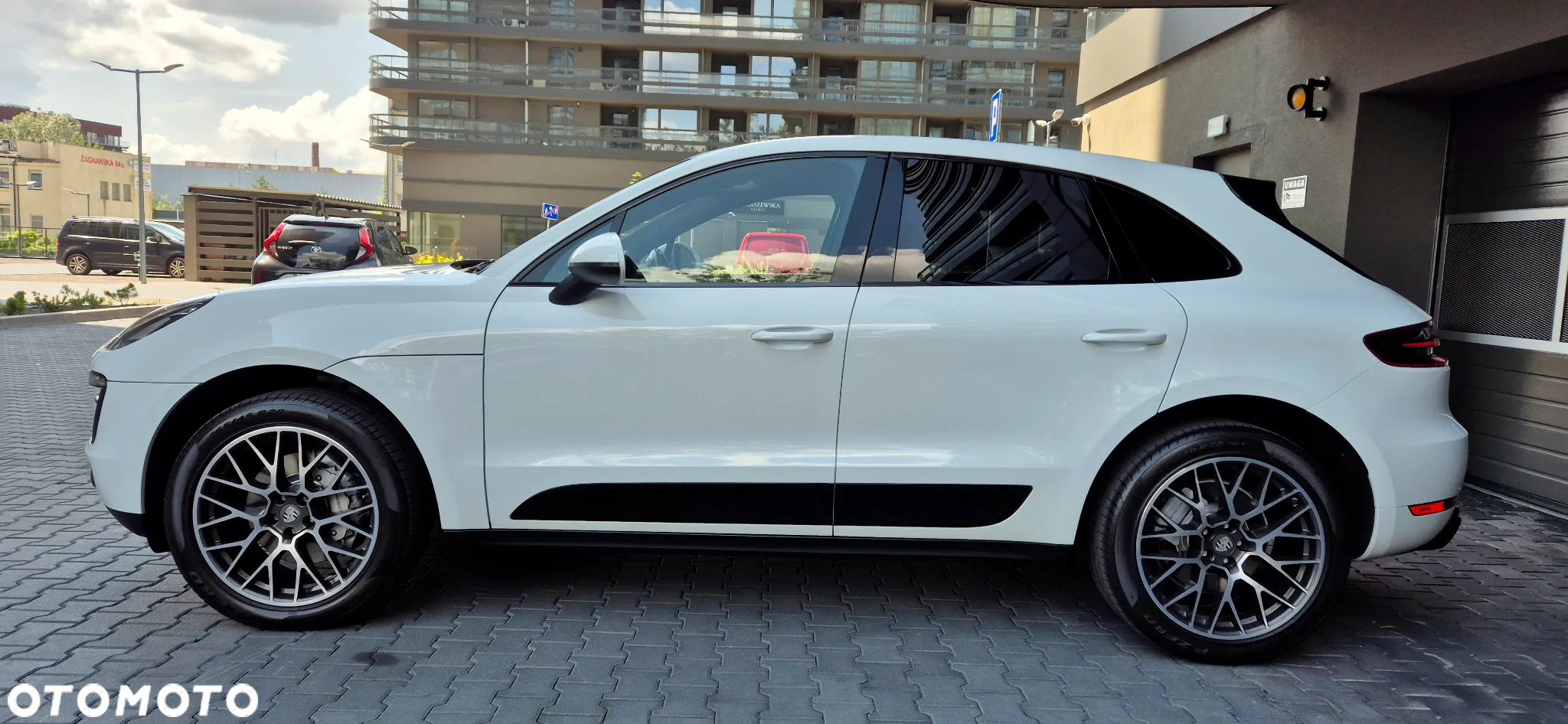 Porsche Macan S - 9