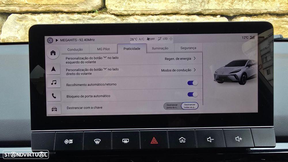 MG MG4 64 kWh Luxury - 35