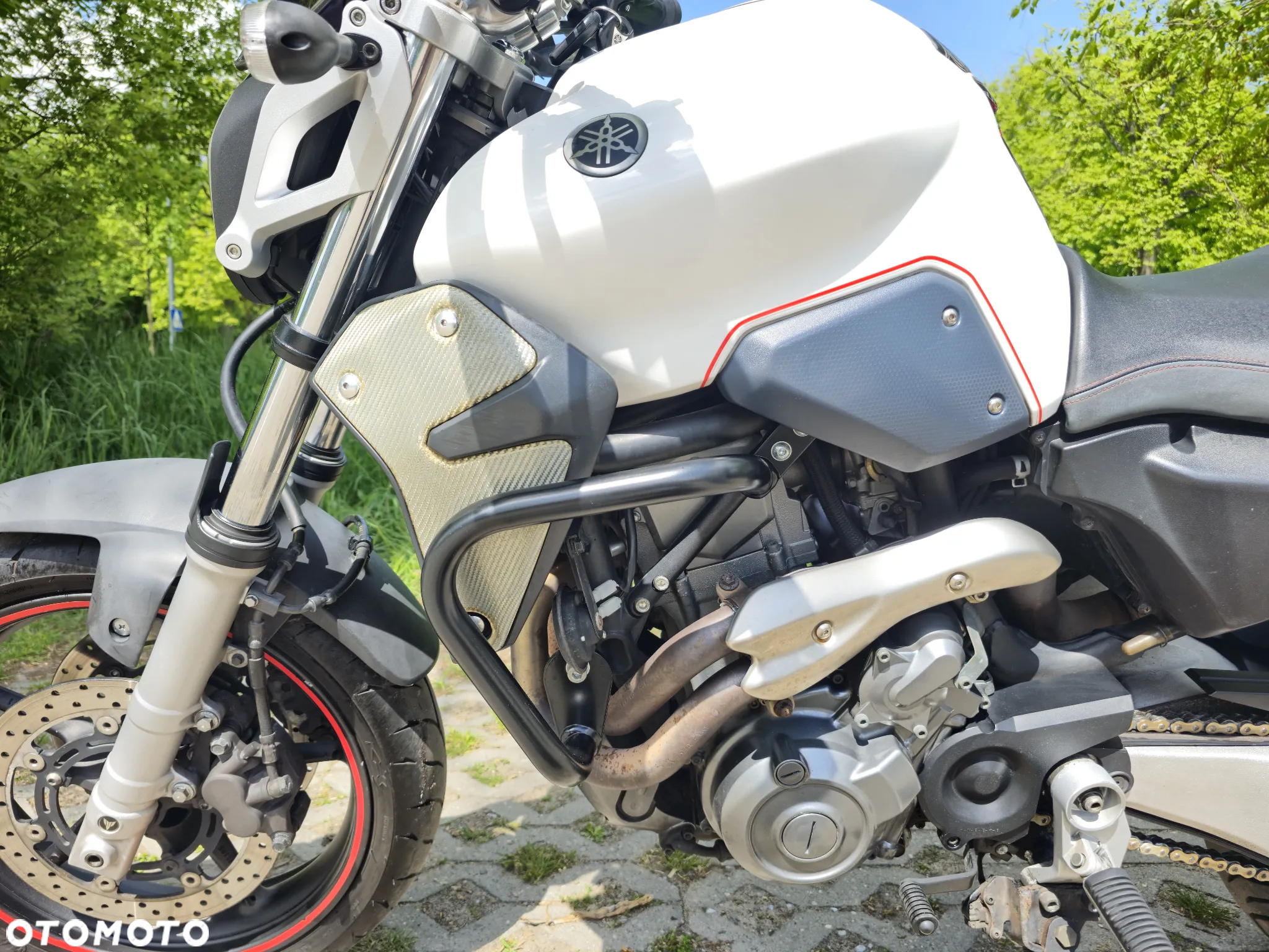 Yamaha MT - 12