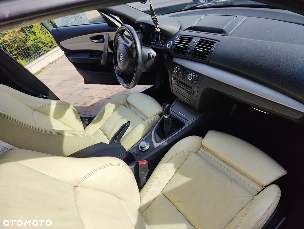 BMW Seria 1 118d - 14