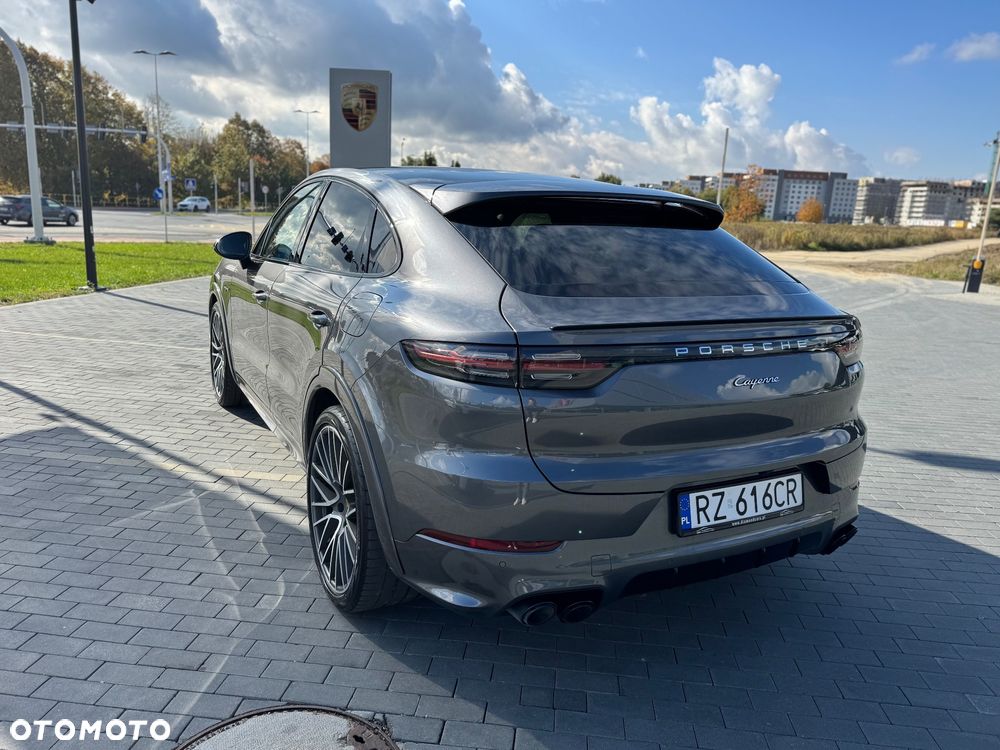 Porsche Cayenne ver-coupe-e--hybrid - 12