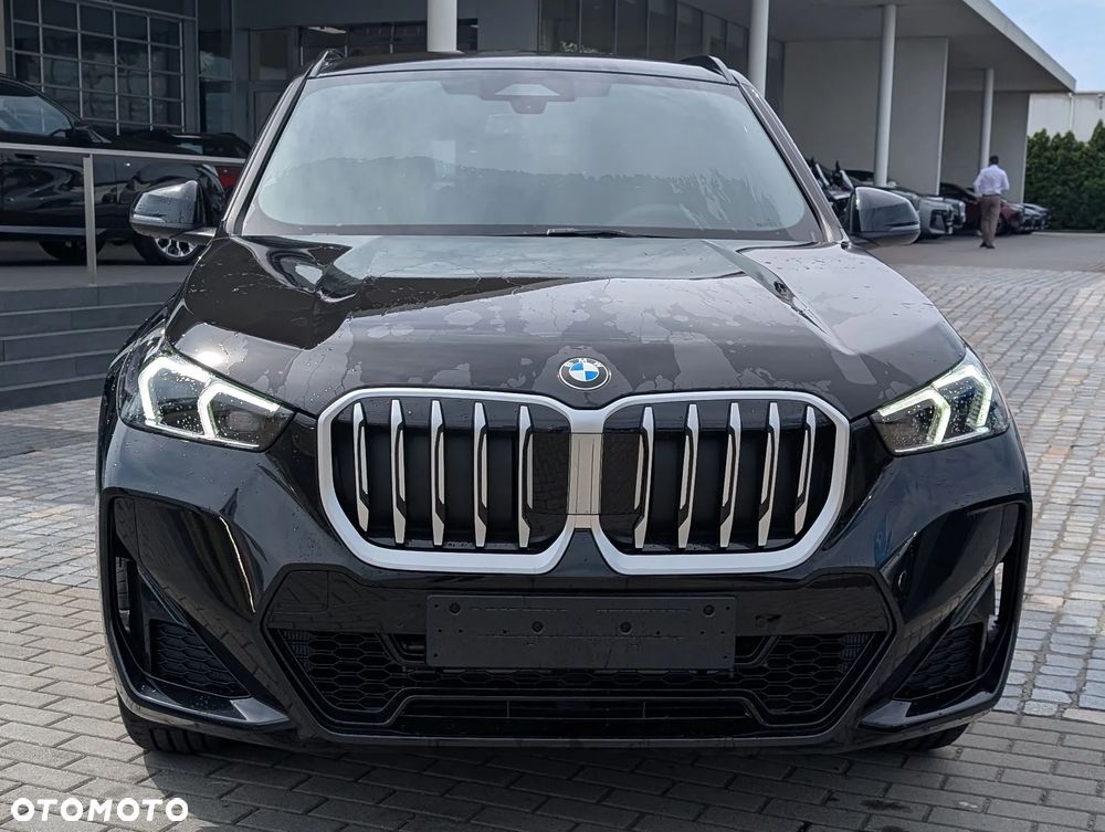BMW X1 sDrive20i mHEV - 10