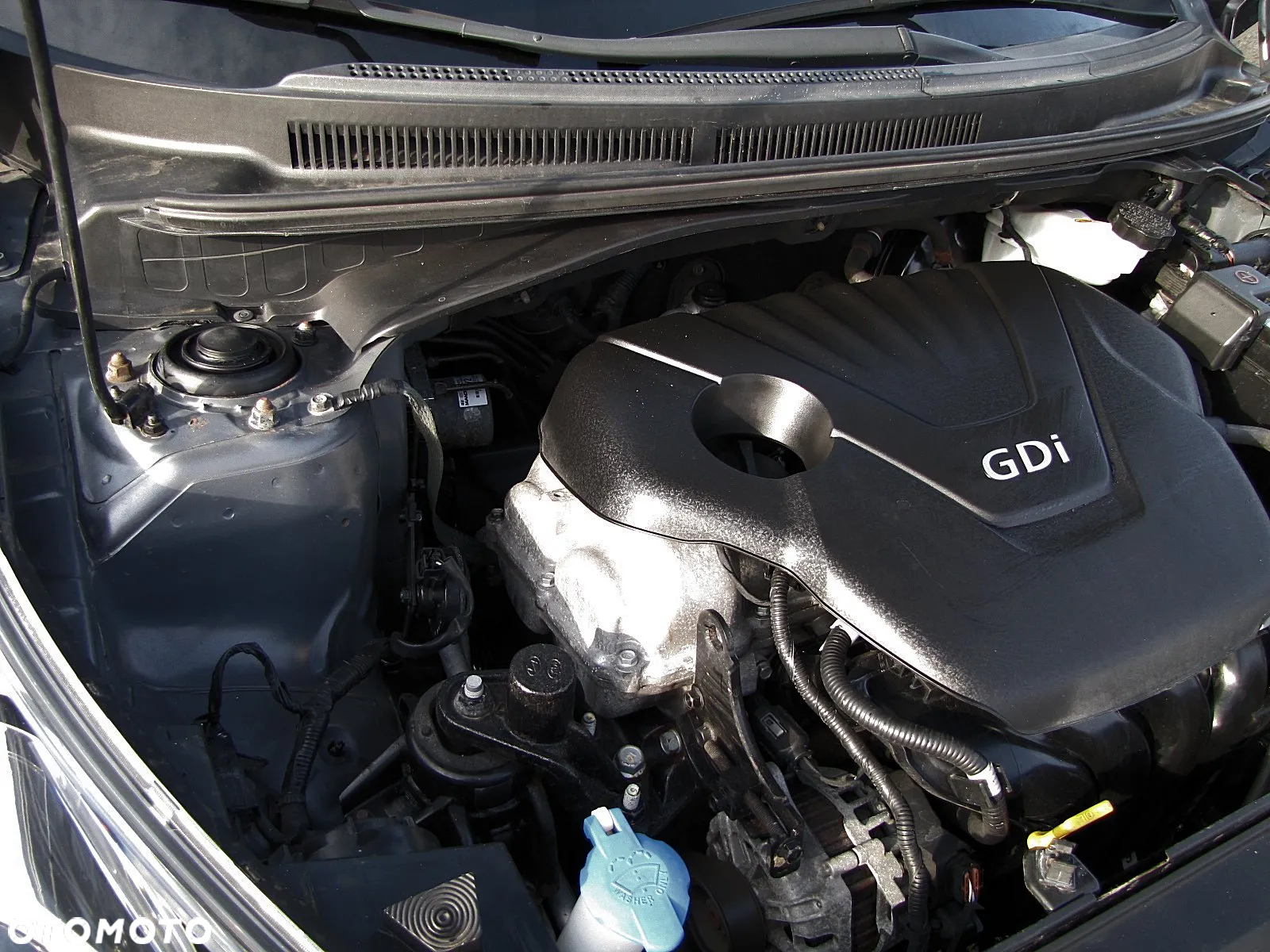 Hyundai Veloster 1.6 GDI Style - 26