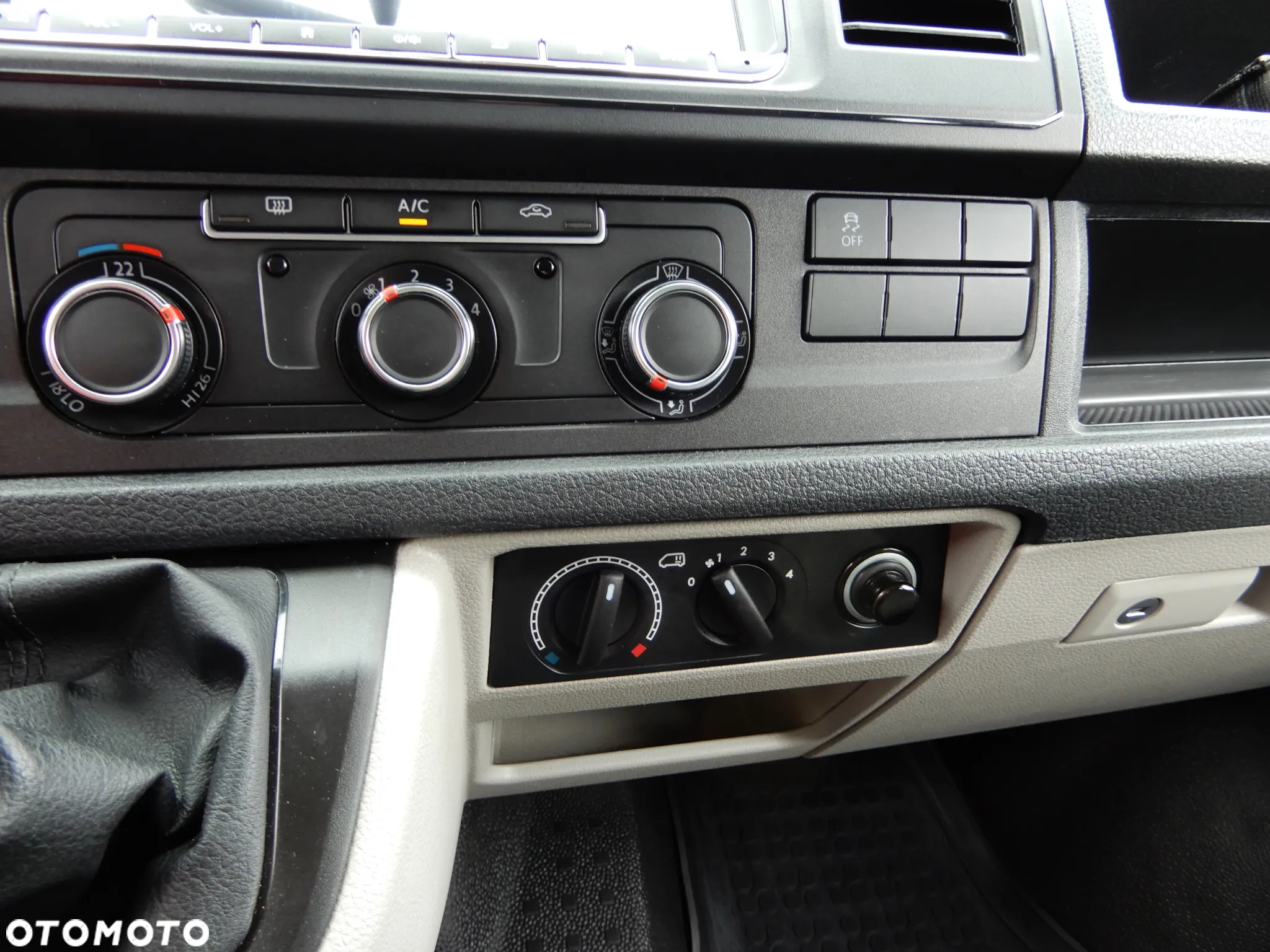 Volkswagen Transporter - 38