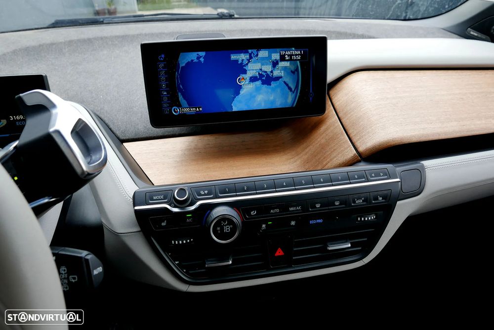 BMW i3 - 12